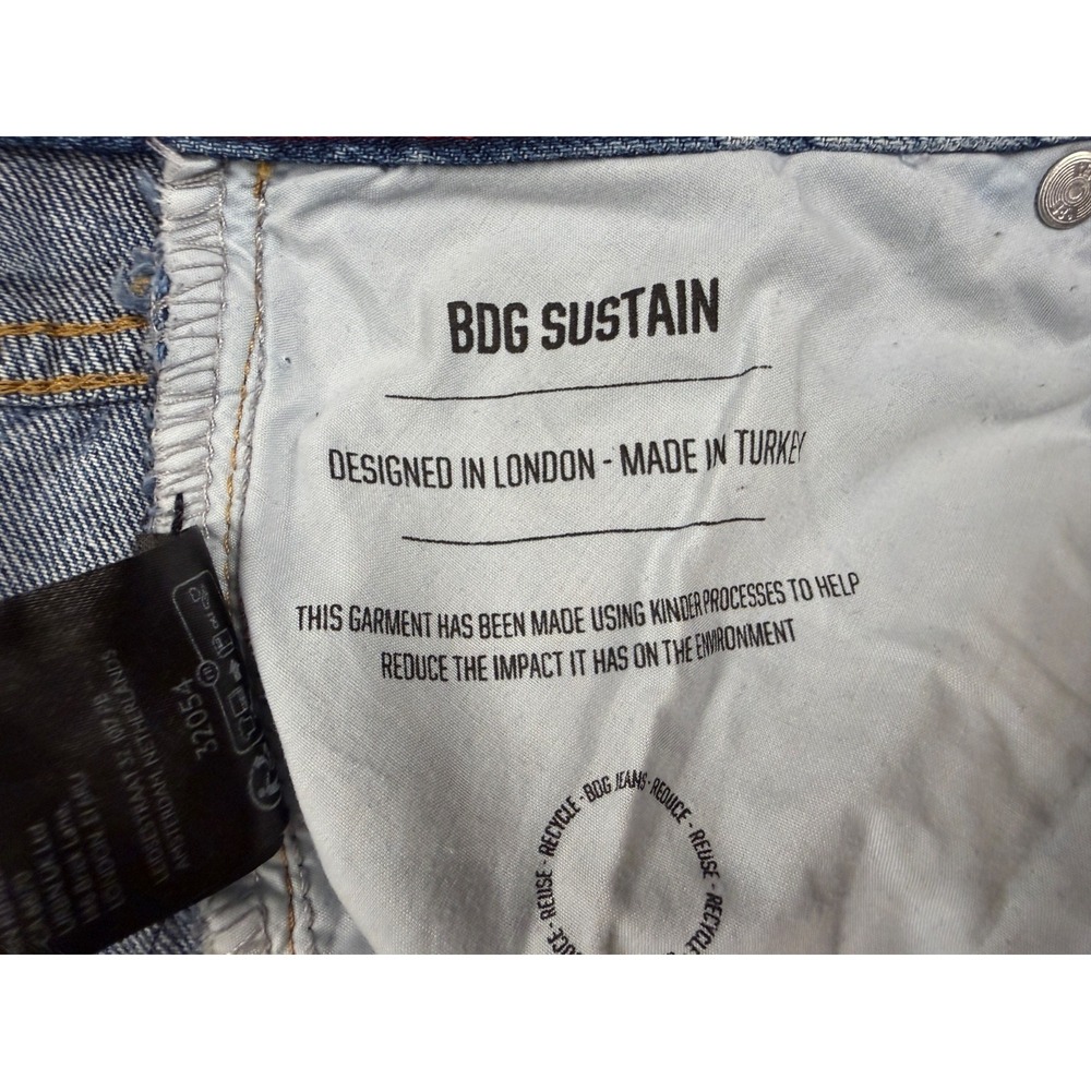 Women's BDG Urban Outfitters Barrel Distressed Size 31W (30x32) Blue Jeans #1381 - Picture 11 of 16
